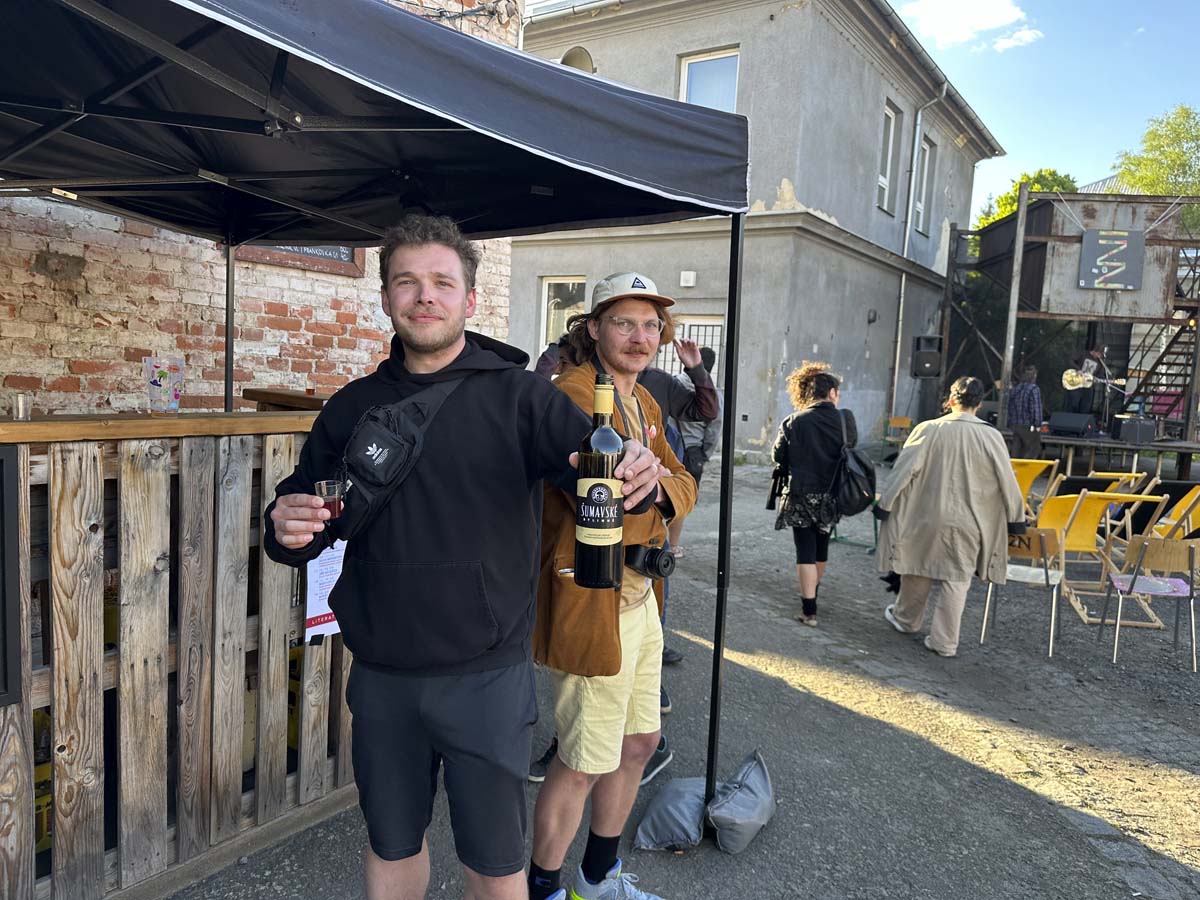 Křest 24 Literatura žije 2