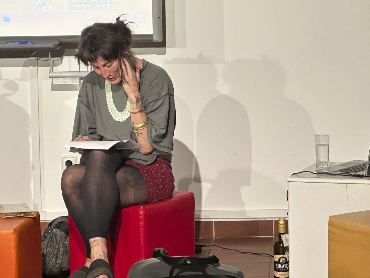 Křest 25 – Literatura žije 8